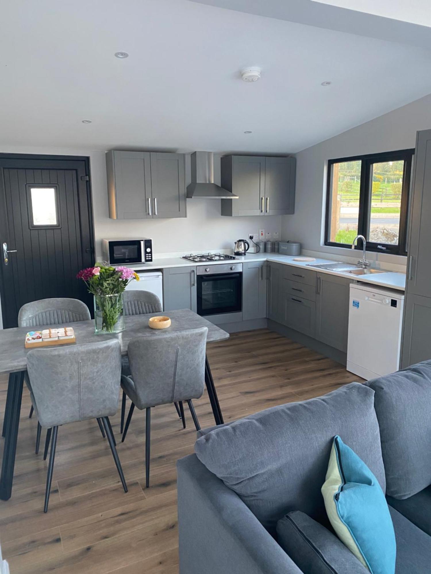 Killyfole Lakeside Lodges Corranny Exterior photo